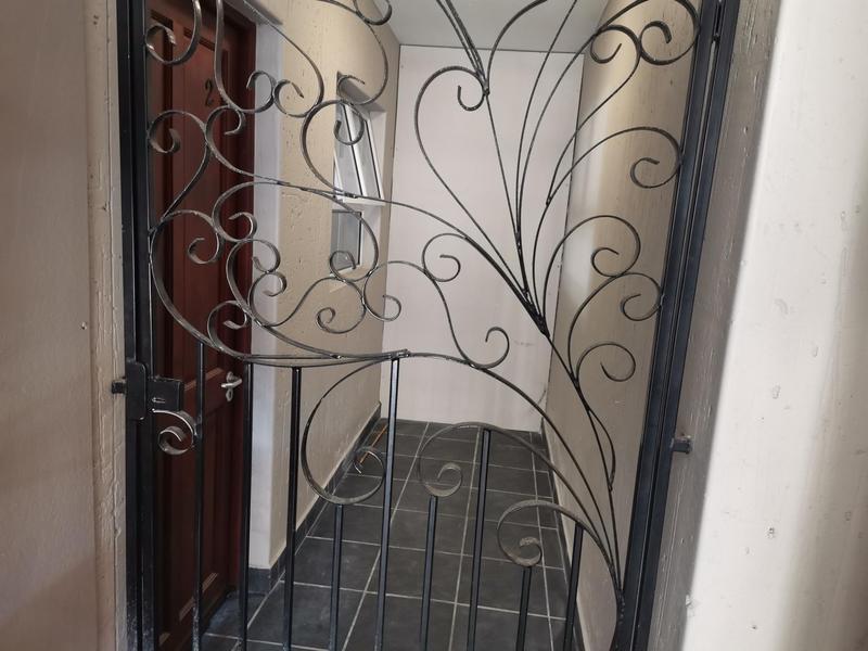 To Let 2 Bedroom Property for Rent in Island View Western Cape
